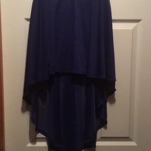 Divided      Short in front long in back